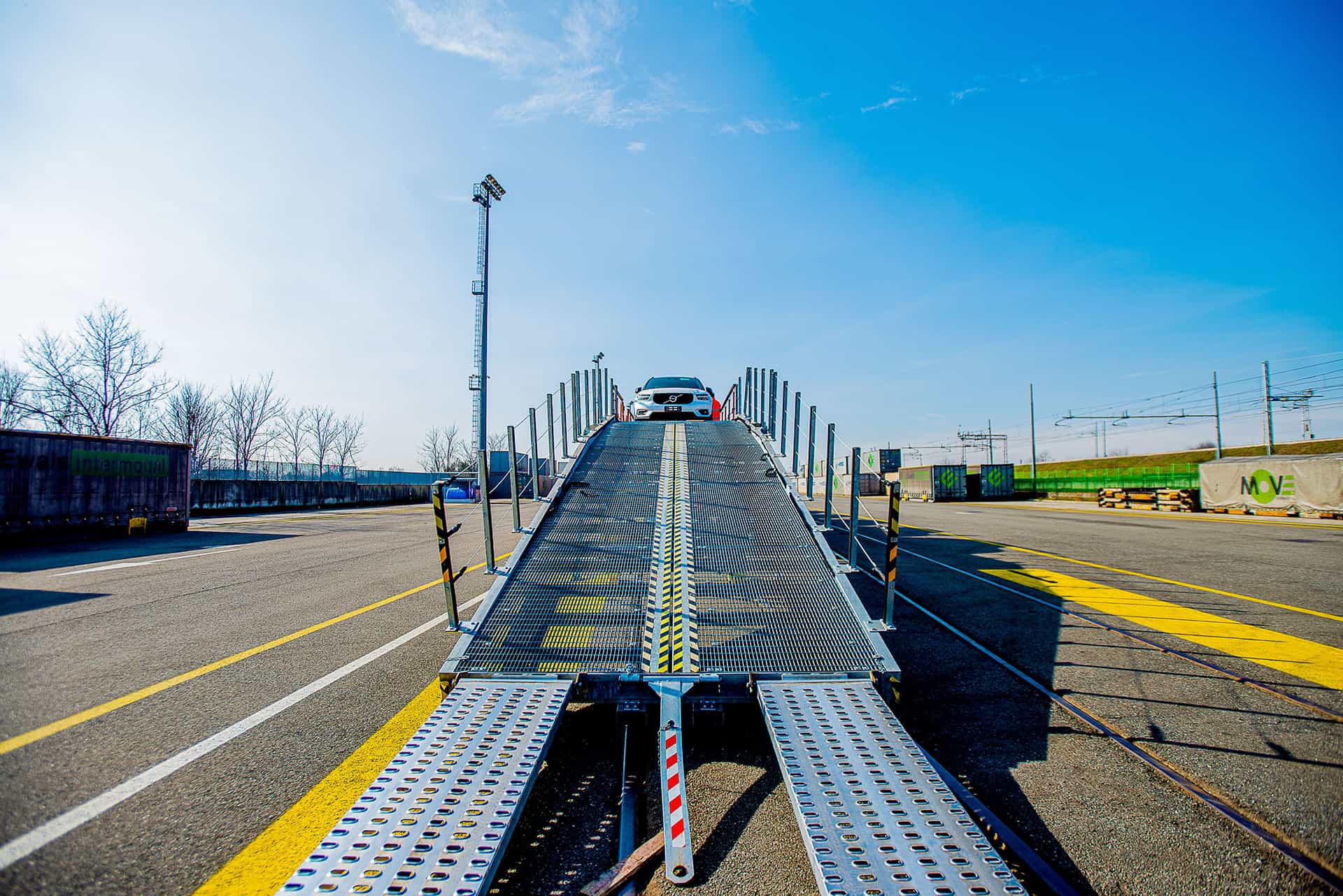 Trasporto convenzionale - trasporto auto a Malpensa Intermodale